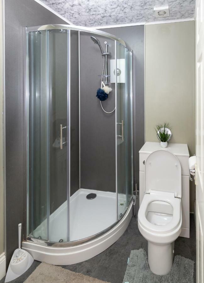 3 Bedroom Apartment Newcastle City Centre Екстер'єр фото