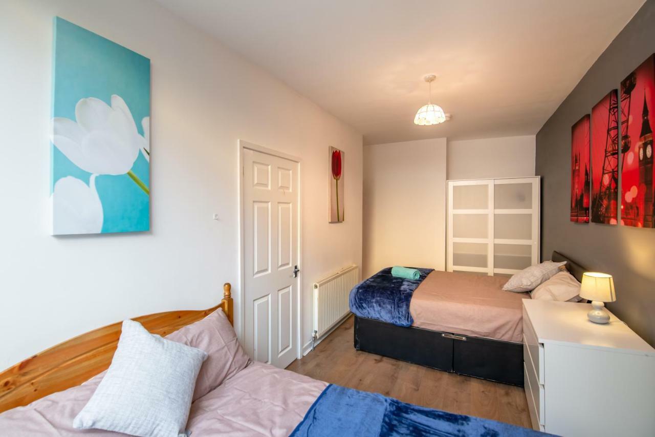 3 Bedroom Apartment Newcastle City Centre Екстер'єр фото